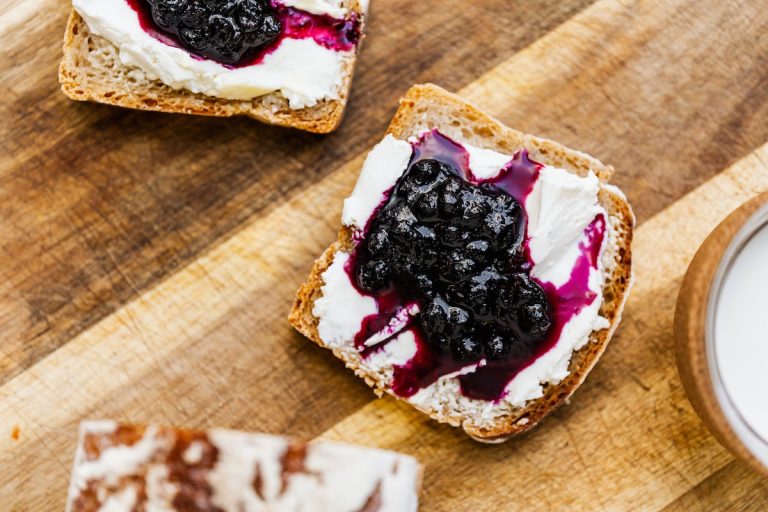 bread with blueberry jam